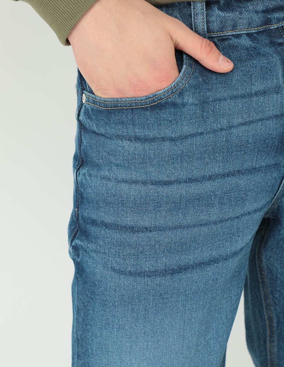 Jeans slim Mossimo deslavado para hombre