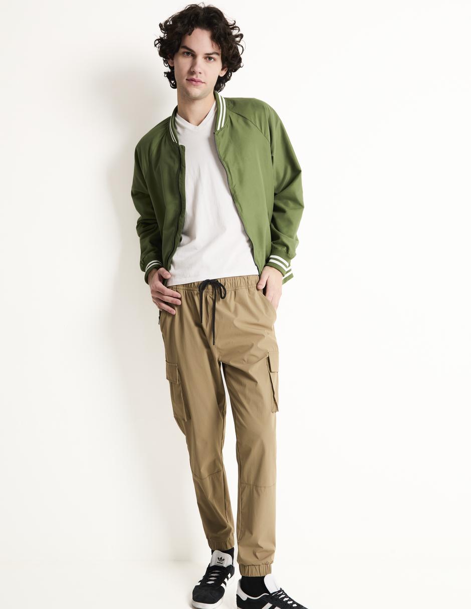Chamarra bomber con bolsillos para hombre 3