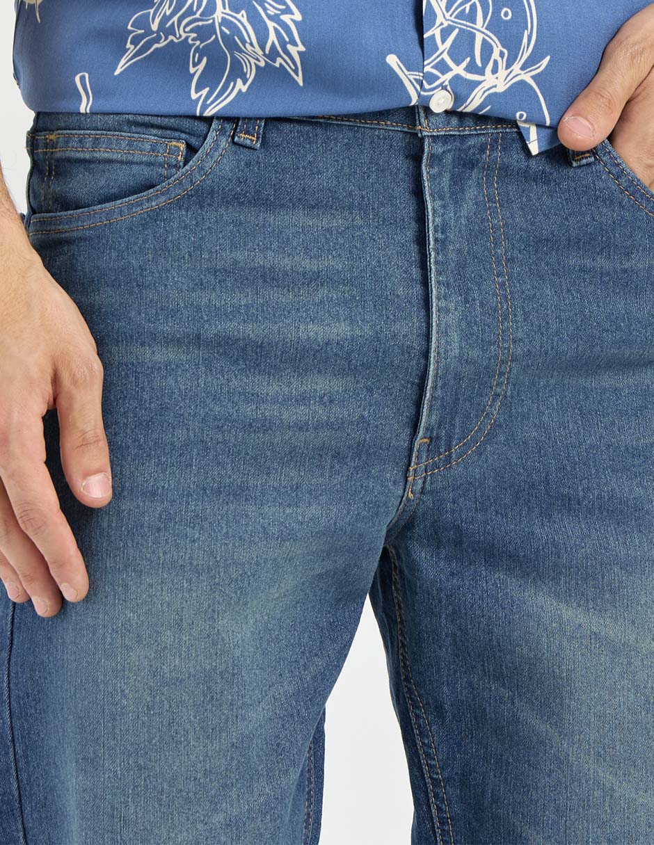 Jeans straight Mossimo lavado medio para hombre