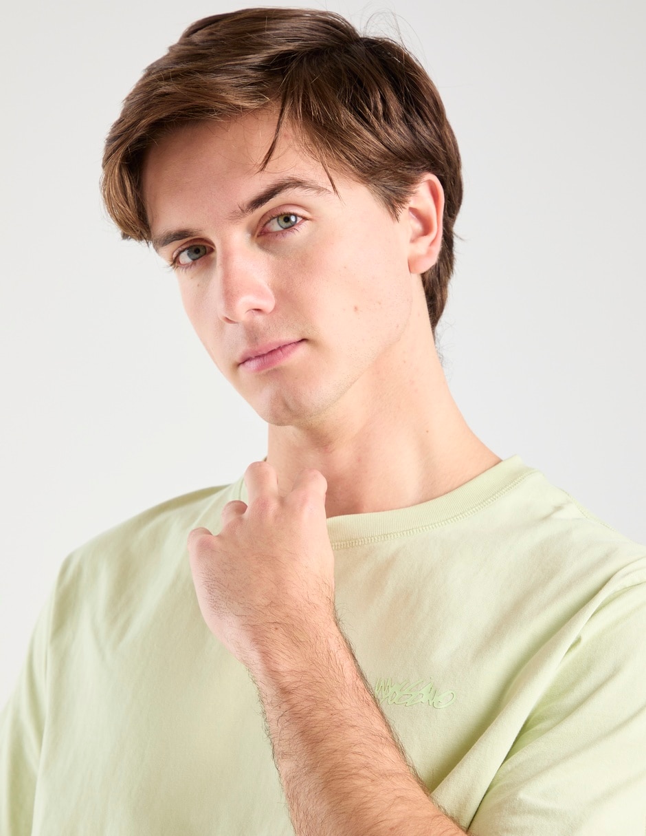Playera cuello redondo para hombre 4