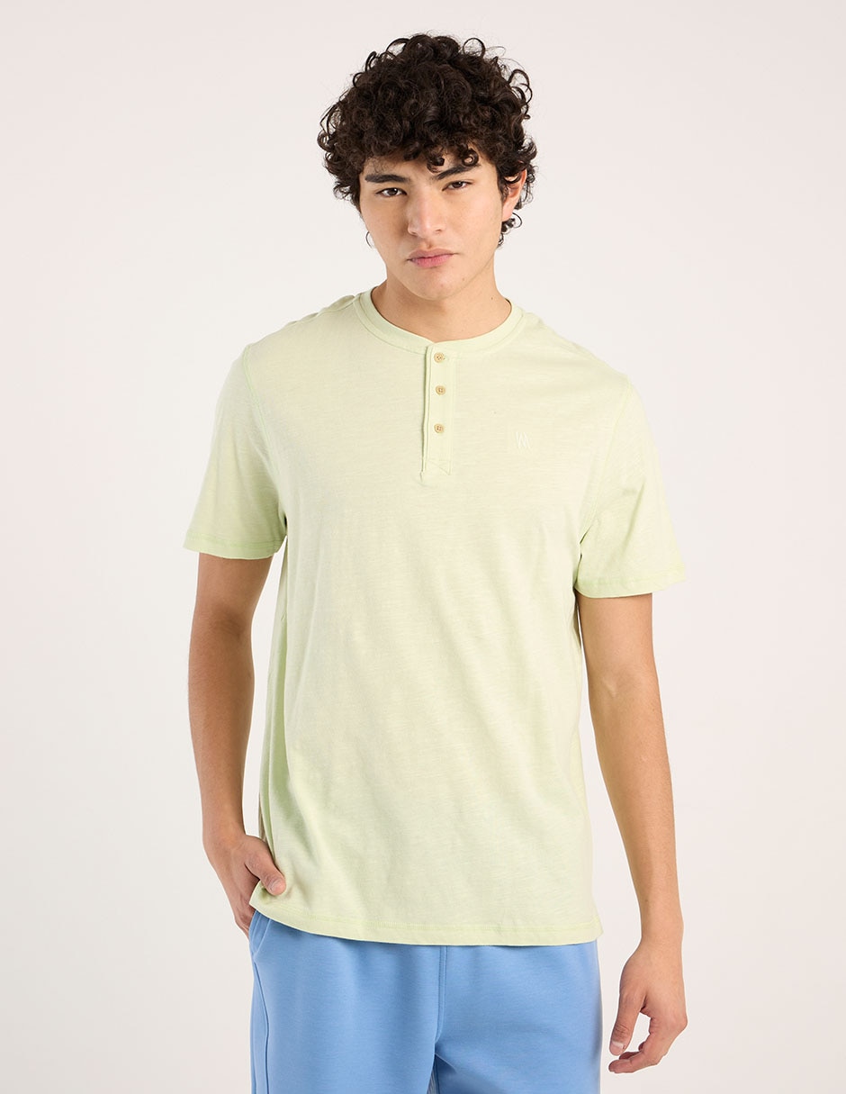 Playera cuello henley para hombre 2