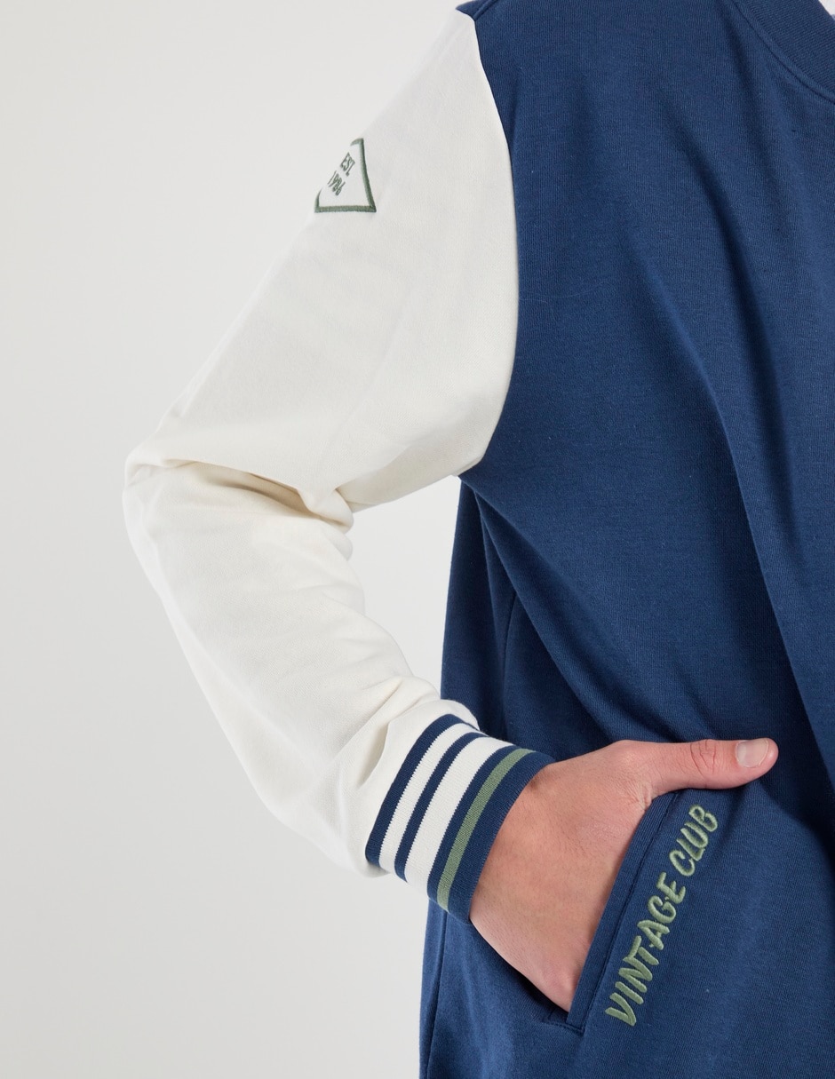 Chamarra beisbolera Mossimo con bolsillos para hombre