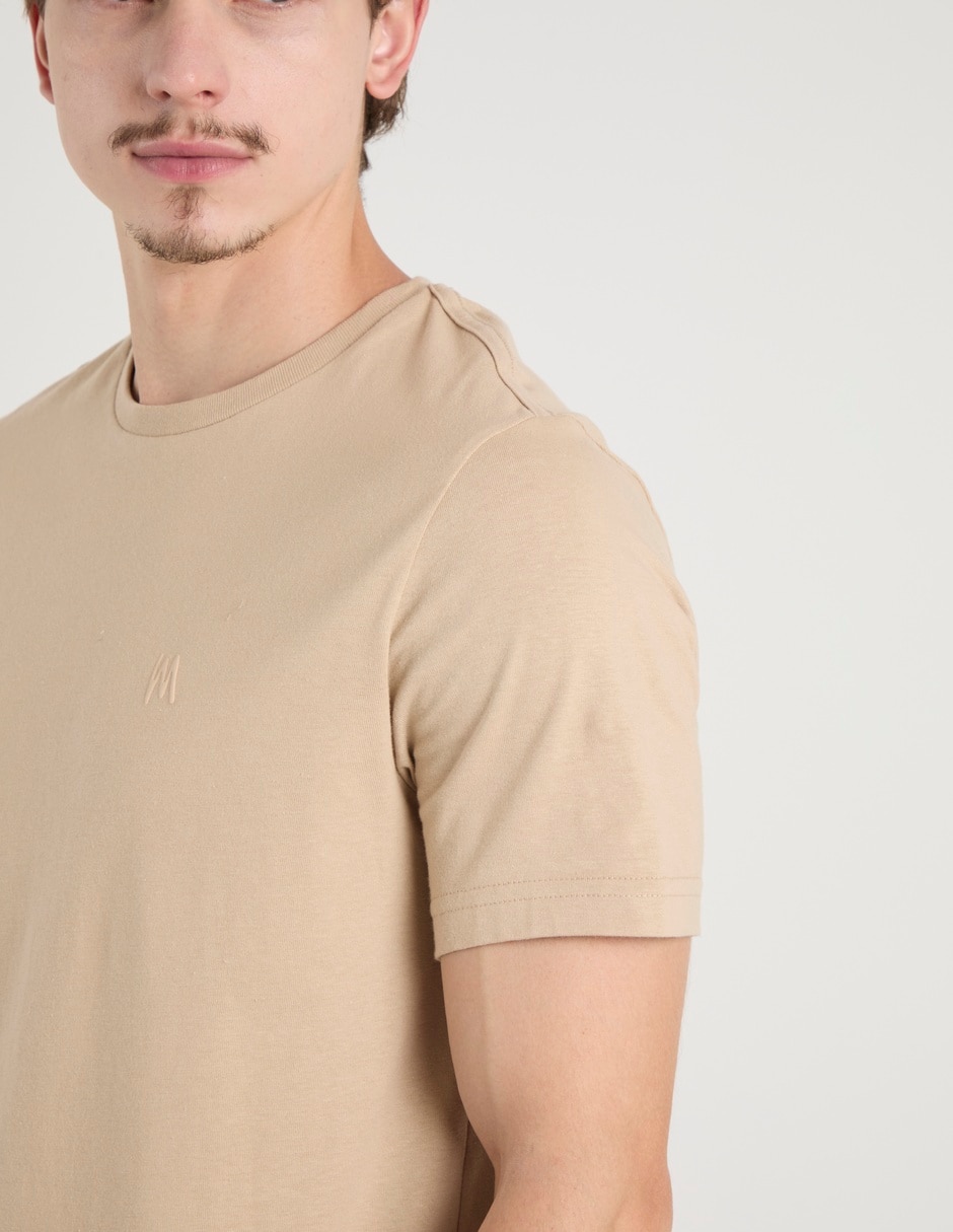 Playera cuello redondo para hombre 4