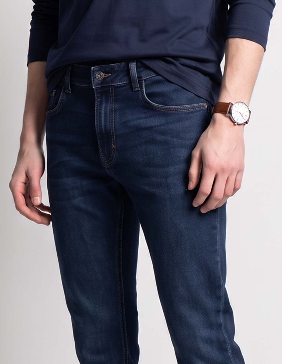 Jeans skinny lavado obscuro para hombre 3