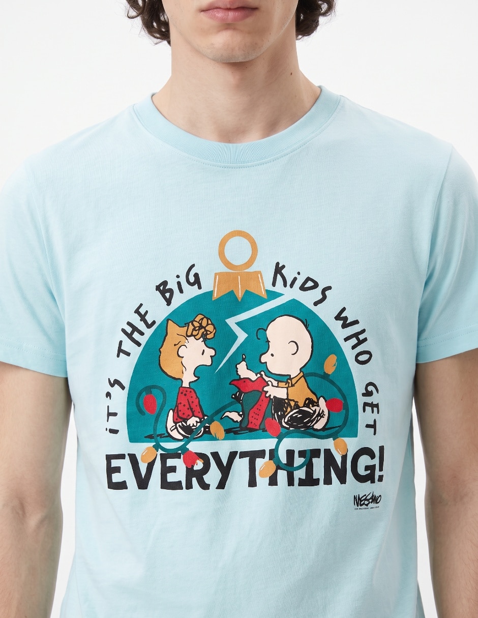 Playera navideña Peanuts cuello redondo para hombre 3
